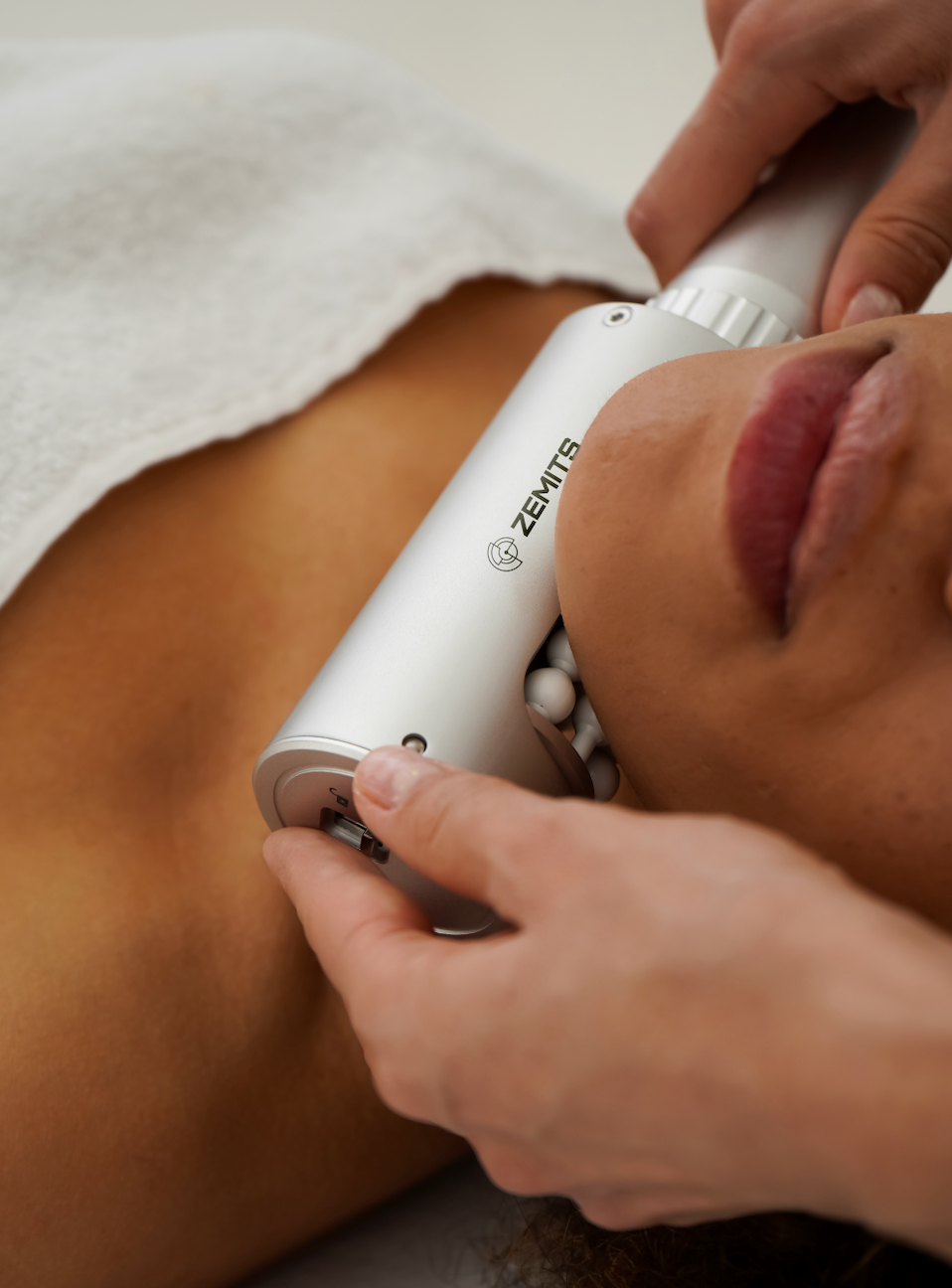 Zemits EndoLuxx Pro Συσκευή Ενδομασάζ για Πρόσωπο και Σώμα